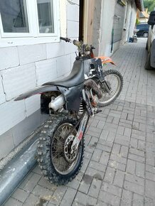 Predám Husqvarna WR 125 - 4