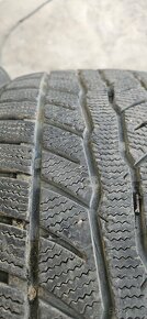 235/60R16 - 4