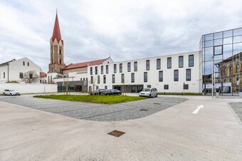 Obchodný priestor na PRENÁJOM v centre Košíc, Dominik.námest - 4