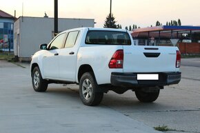 Toyota Hilux DC 2.4 I D-4D Executive - 4