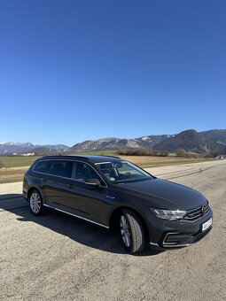 VW Passat GTE 1,4 TSI Plug-In Hybrid - 4