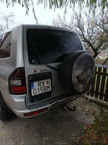 Mitsubishi Pajero - 4