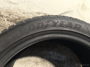 225/45 R17 Zimné pneumatiky Goodyear Ultragrip 2 kusy - 4