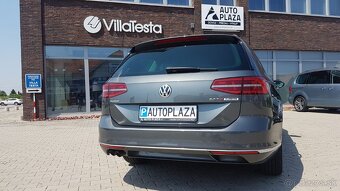 Volkswagen Passat Variant 2.0 TDI Highline BlueMotion - 4