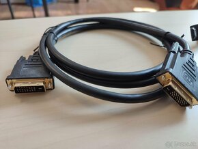 Sada 4 káblov pre displeje (DVI , VGA, HDMI) + redukcia - 4