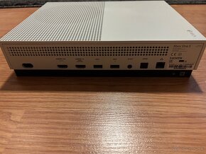 XBOX ONE S 500GB - 4