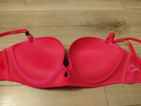 Victoria secret 36C - 4