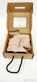 Moon Boot Crib Suede pale pink - 4