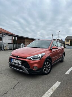 Hyundai i20 Active Automat - 4