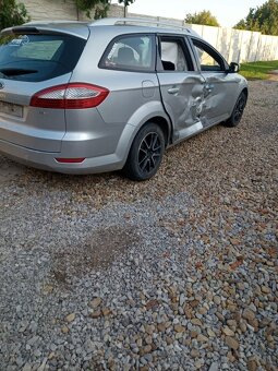 Rozpredám Ford Mondeo MK4 1.8Tdci 92kw - 4