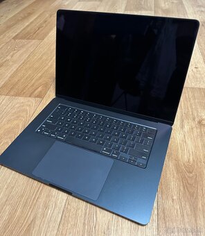 MacBook Air 15’’, m2, 8gb/512 gb, - 4