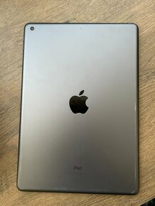 iPad 7th generation - 4