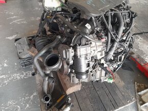 BMW motor 2,0 N47D20C - 4