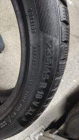 Continental 235/45r18 zimné - 4