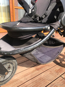 Britax motion 3 plus - 4