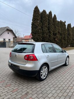 Volkswagen Golf V 2.0 TDI = 103kW BKD, Bez DPF = - 4