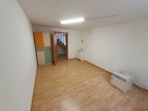 Prenájom 3+1 apartmán na prízemí v rodinnom dome - 4