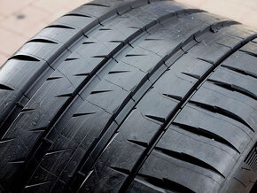 295/35R20 235/40R19 MICHELIN NOVÉ – PORSCHE 911 2020 - 4