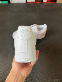 Nike Air Force 1 Supreme White - 4