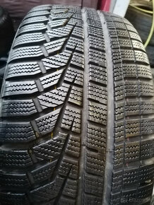 Zimné pneu = 215/45 R17 = HANKOOK - 4