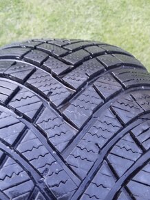 215/60 r16 zimné pneu.7 mm - 4