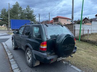 Opel frontera 3,2 v6 benzin 151kw rozpredam - 4