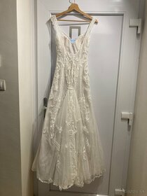 Čipkované svadobné šaty Lillian West - 4