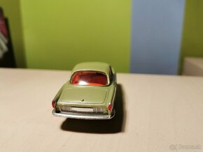 Corgi toys Renault Floride - 4