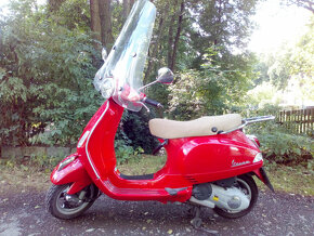 Vespa   LX 125 ie - 4