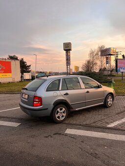 Skoda Fabia 1.4i - 4