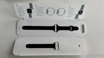 Apple Watch 4 44mm Space Gray + Black Sport Band - 4