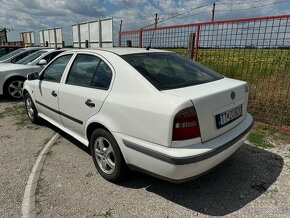 Škoda octavia 1.6i - 4