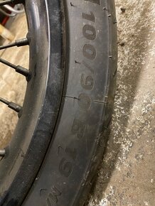 Michelin Road Classic 130/80 B17 a 100/90 B19 - 4