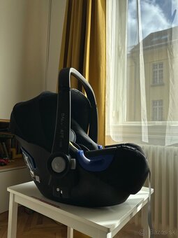 Britax Römer Baby Safe i-size autosedačka vajíčko - 4