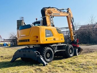 Kolesové rypadlo Liebherr A914 - 4