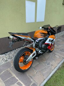 Prodám motocykl Honda CBR1000RR Repsol - 4