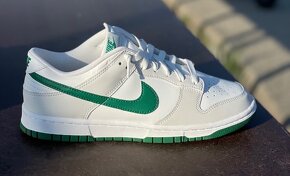 NIKE DUNK LOW RETRO - 4