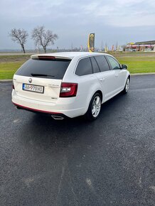 Škoda Octavia Combi 2.0 TDI RS DSG 4x4 - 4