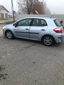 Toyota Auris 1,4benzin - 4