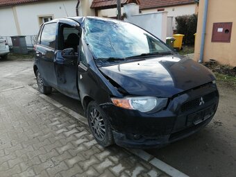 Mitsubishi Colt 2009-2012 - 4