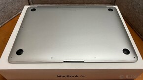 Apple MacBook Air - 4