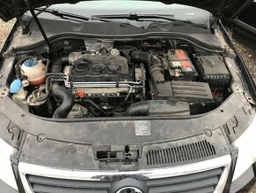 Volkswagen passat  2,0TDi  103KW DSG - 4