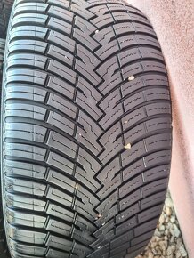 225/40 R18 Pirelli Cinturato All season lsf2 celoročne - 4