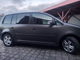 PREDÁM VW Touran 1,9 TDI 77kW 2005 - 4