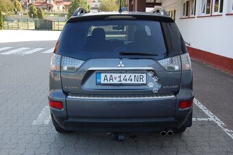 Mitsubishi Outlander 2.2 DID Intense - 4