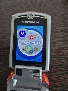 Motorola V3X - 4