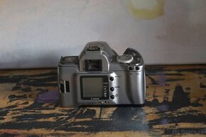 Canon EOS 300V - 4