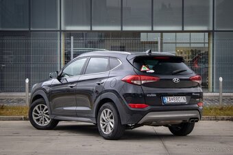 Hyundai Tucson 2.0 CRDi Style 4x4 A/T - 4