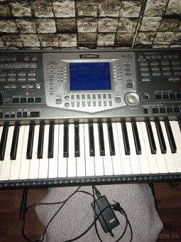 Predám Yamaha psr 1000 a reproduktory a tak - 4