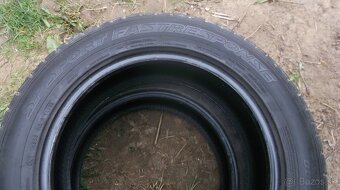 Predám letné pneumatiky Dunlop 215/55 R16,cena cena 17€/ks - 4